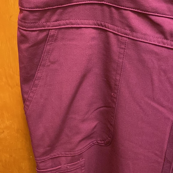 NWt Greys Anatomy 3 Pocket Low Rise Pant - Picture 4 of 12